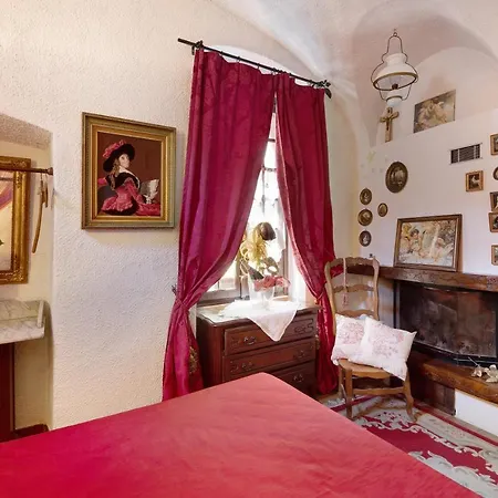 Le Petit Chateau بيت للعطل