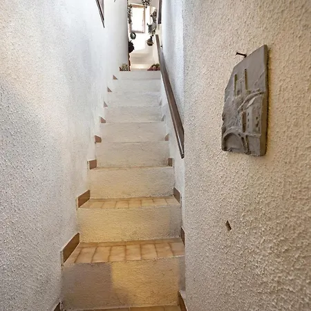 Le Petit Chateau دولشياكا