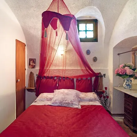 بيت للعطل Le Petit Chateau